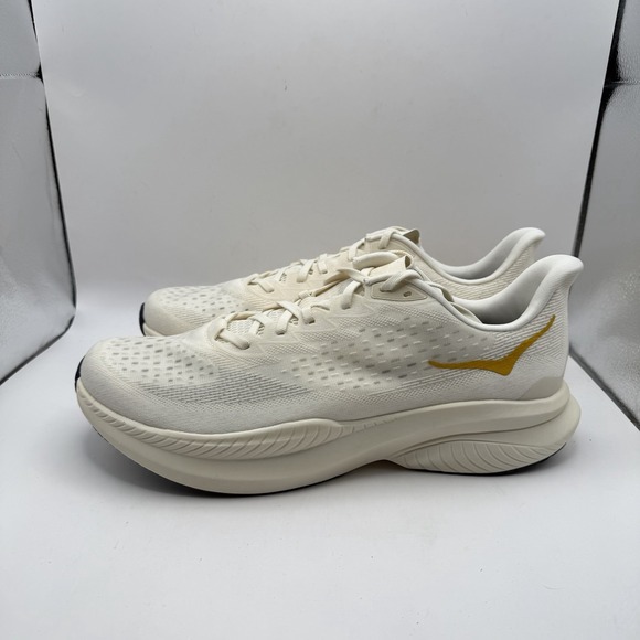 Hoka One One Mach 6 Men Running Shoe US Size 14D Alabaster/Oat milk 1164032